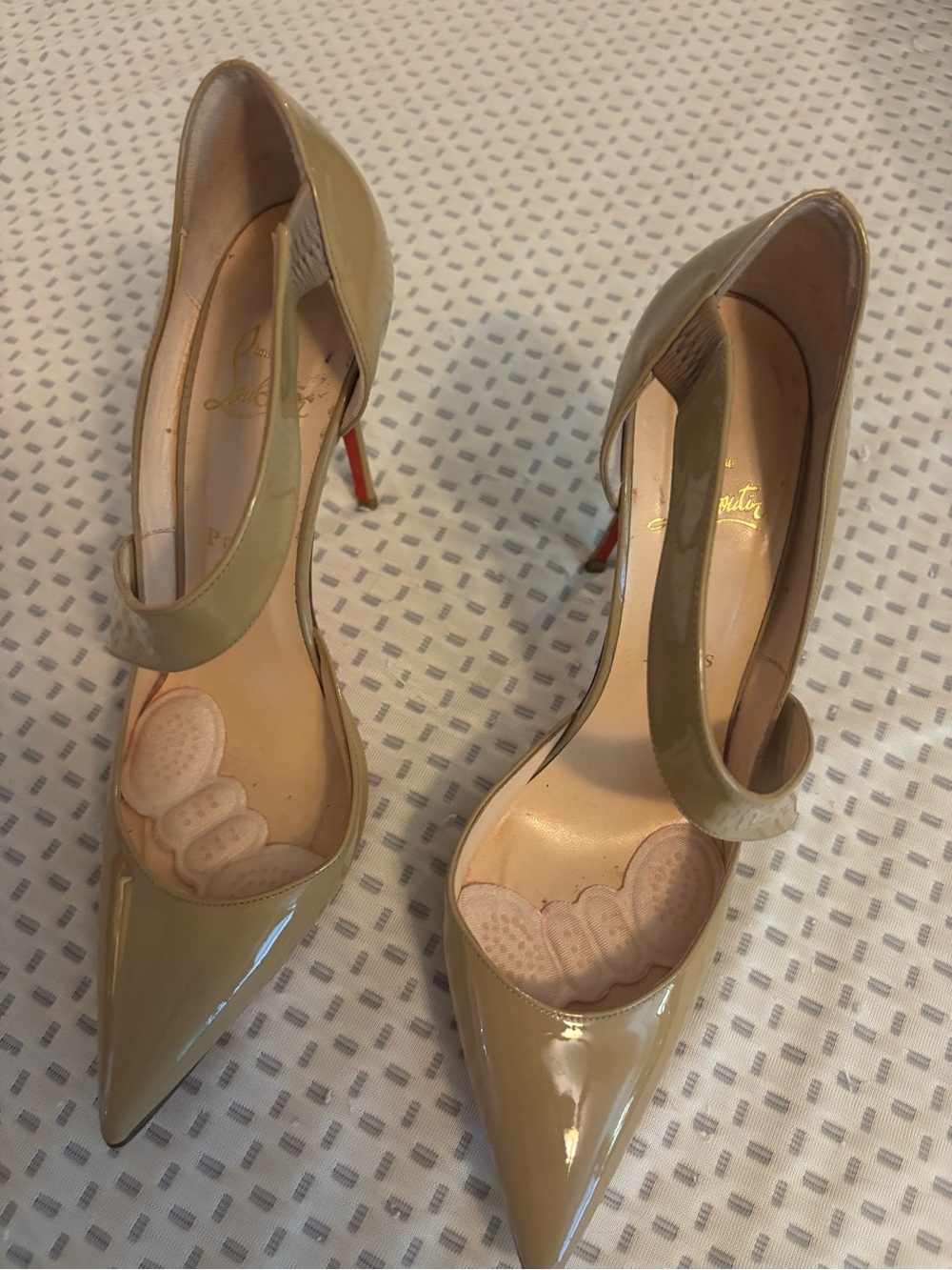 Louboutin So Kate Vintage Model